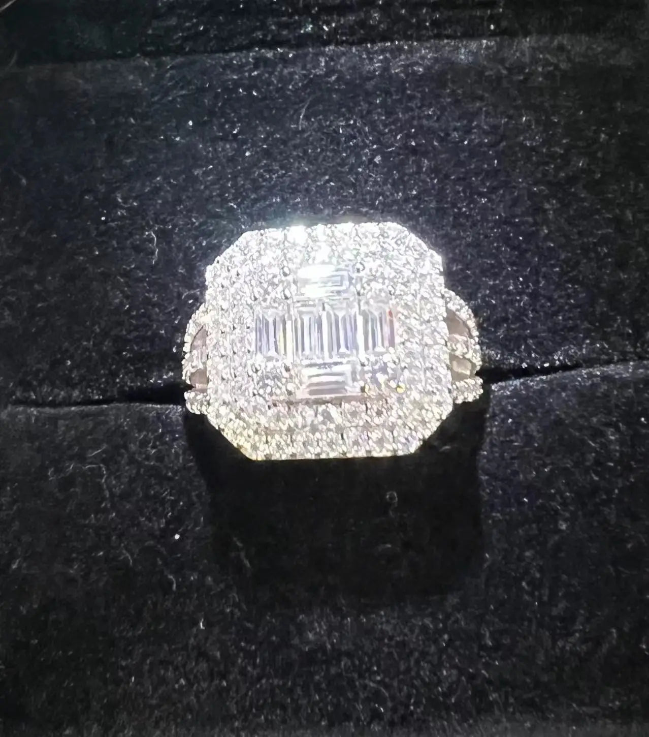 De GRA Certificate VVS Moissanite Princess Cut Prong Setting Trendy Wedding Ring Rhodium 18K Gold Plated 925 Sterling Ring