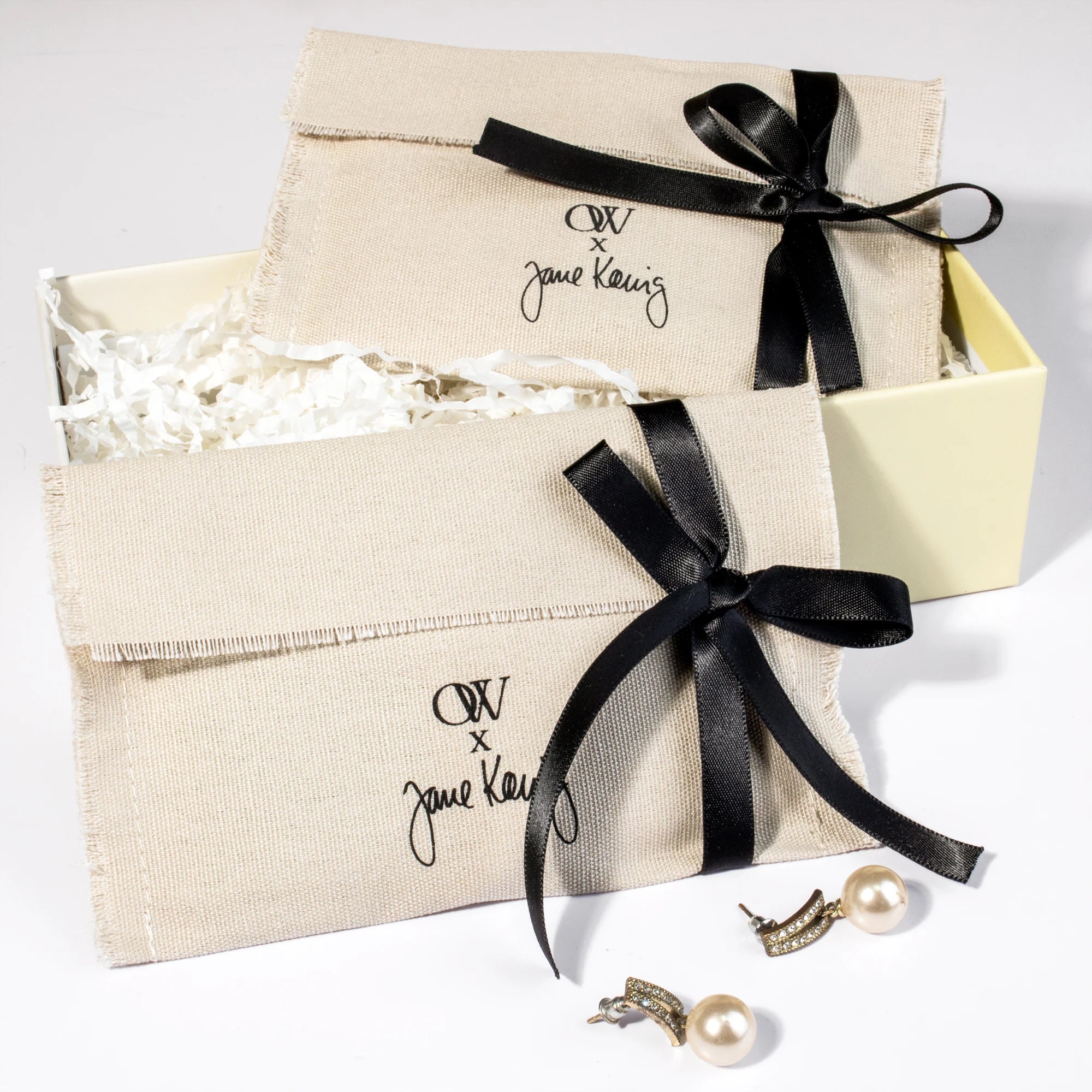 Eco Friendly Cotton Gift Pouch for Wedding Cotton Jewelry Packaging Pouch Bag with Ribbon Tied Cotton Flap Pouch with Logo