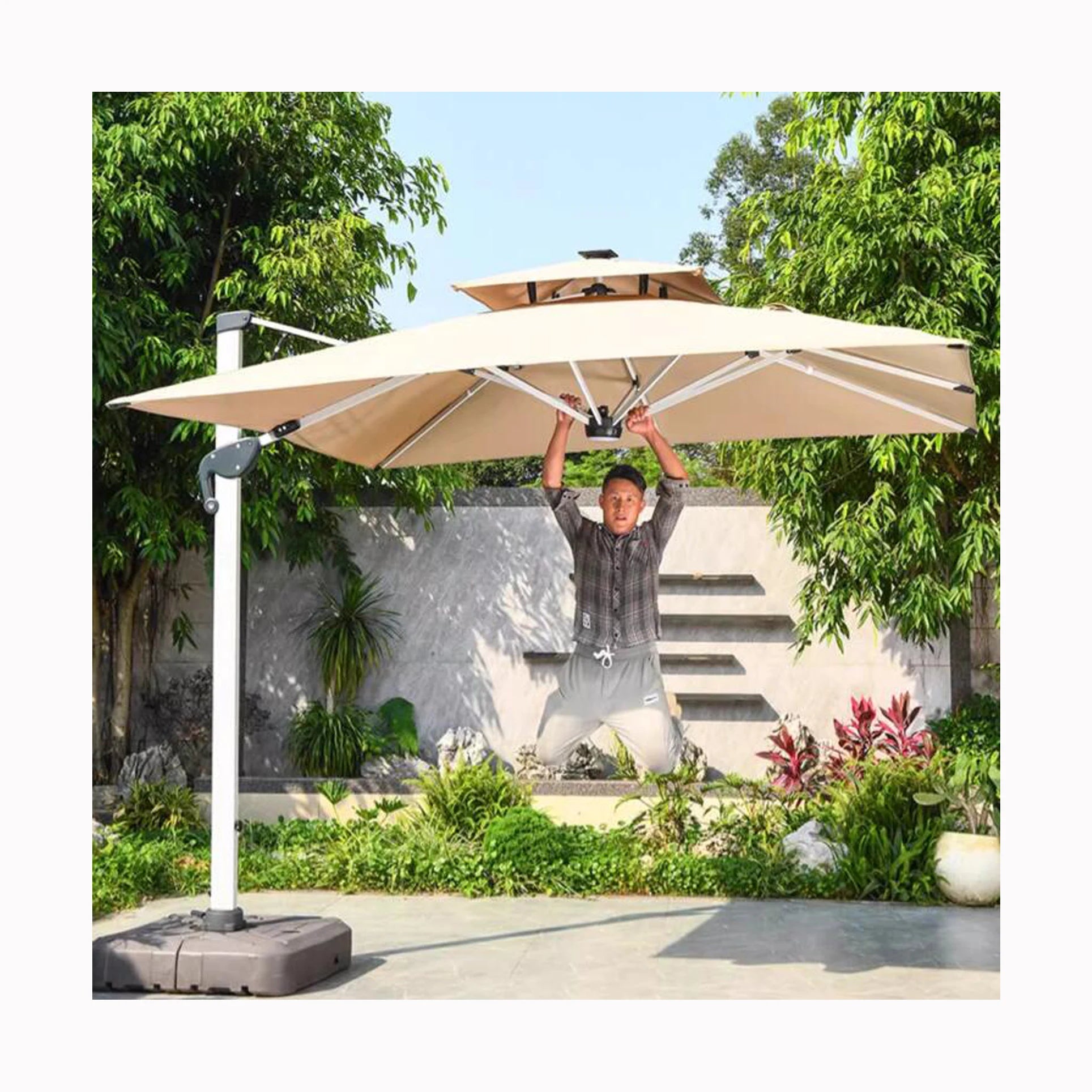 Factory ISO Manufacturer Garden Umbrella with LED Lights Parasol Painting Waterproof Windy Outdoor Umbrella Sample Order