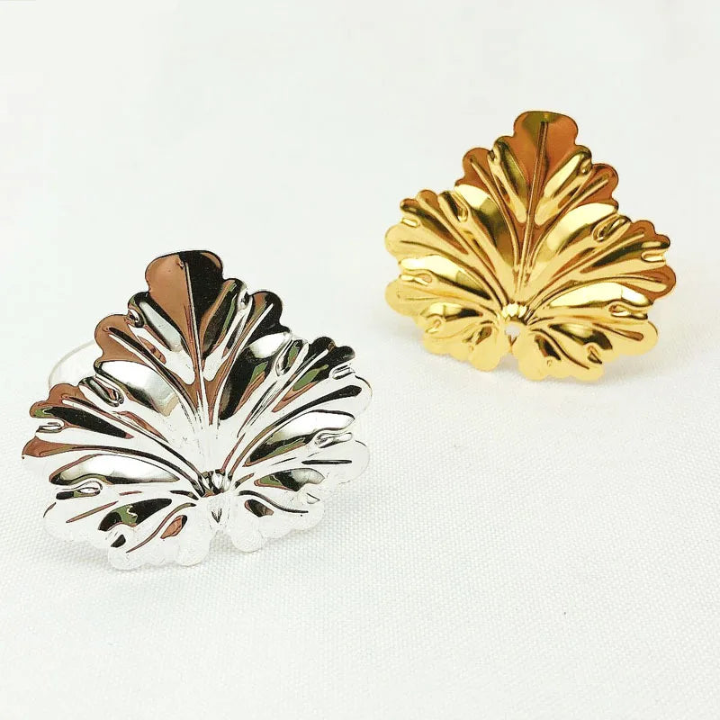Wholesale Metal Napkin Holder and Leaf Napkin Ring Table Accessories for Party Serviette Decoration Stocked Feature