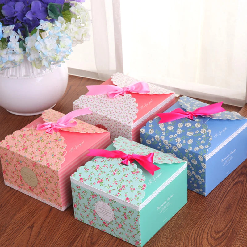 Wholesale Square Paper Boxes Flower Printed Cake Gift Box with Ribbon