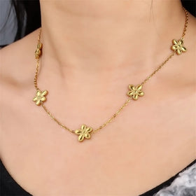 18k Gold Plated Custom Stainless Steel Jewelry Five Little Daisy Flower Tarnish Free Necklace Designed for Girls Ladies