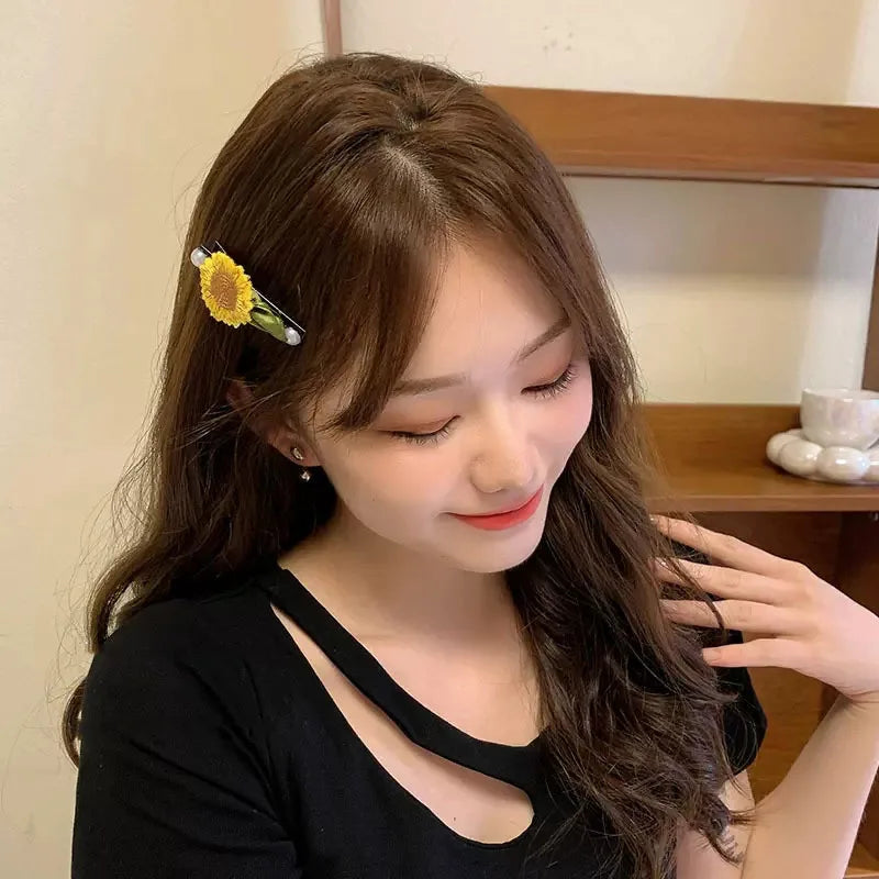 IVANHOE New Hair Clips Women Girls Sweet Sunflowers Duckbill Barrettes Headwear Side Hairpins for Holiday Party Hair Accessories