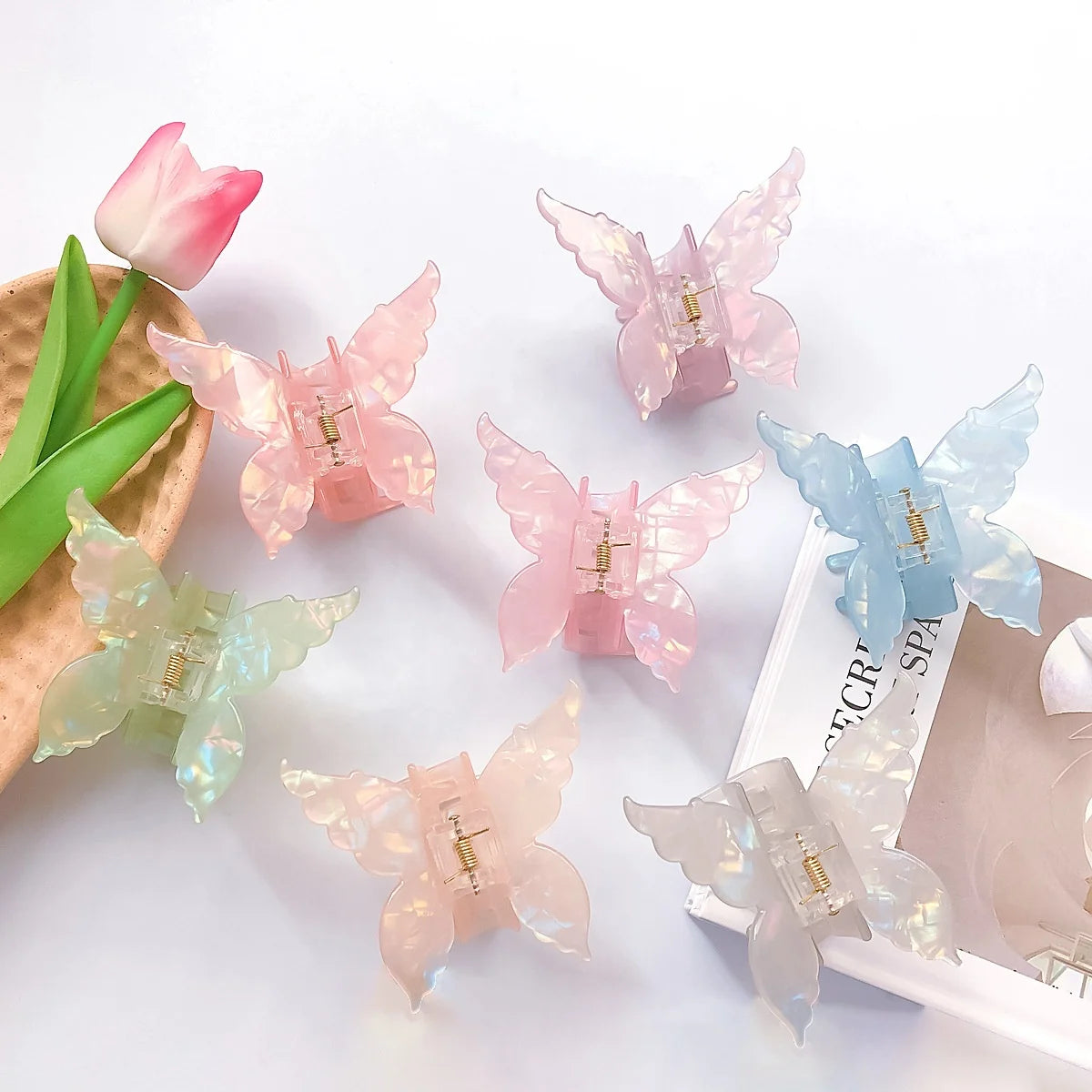 YIYI Factory Hot Sale Fashion Women Plastic Hair Clip Colorful Acrylic butterfly Hair Claw Clips Wholesale