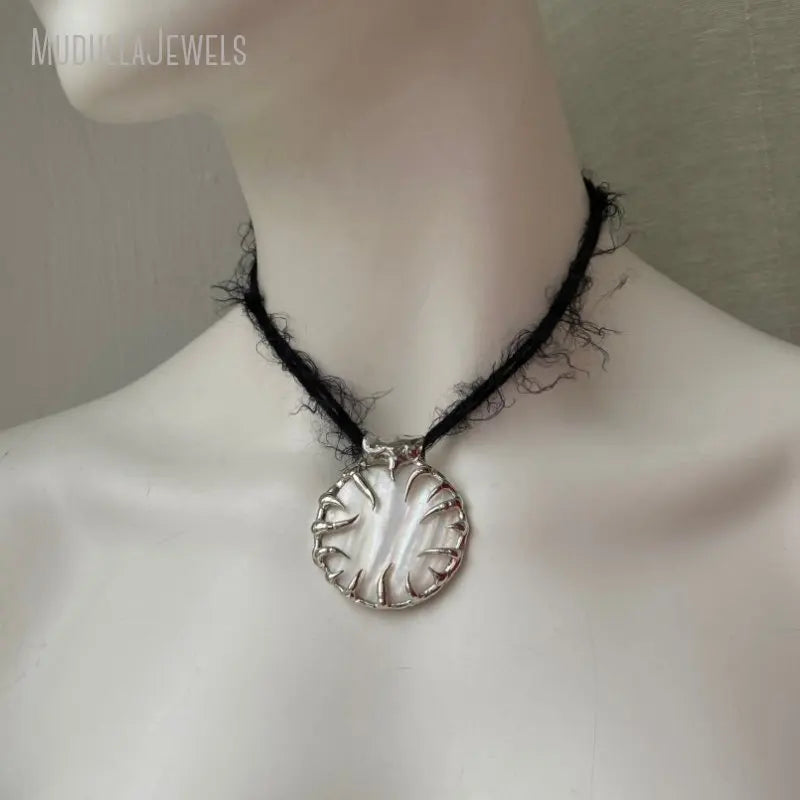 NM47394 Soldered Jewelry Natural White Shell Vintage Spiky Round Thorn Choker Necklace Witch Wicca Bohemian Gift for Her
