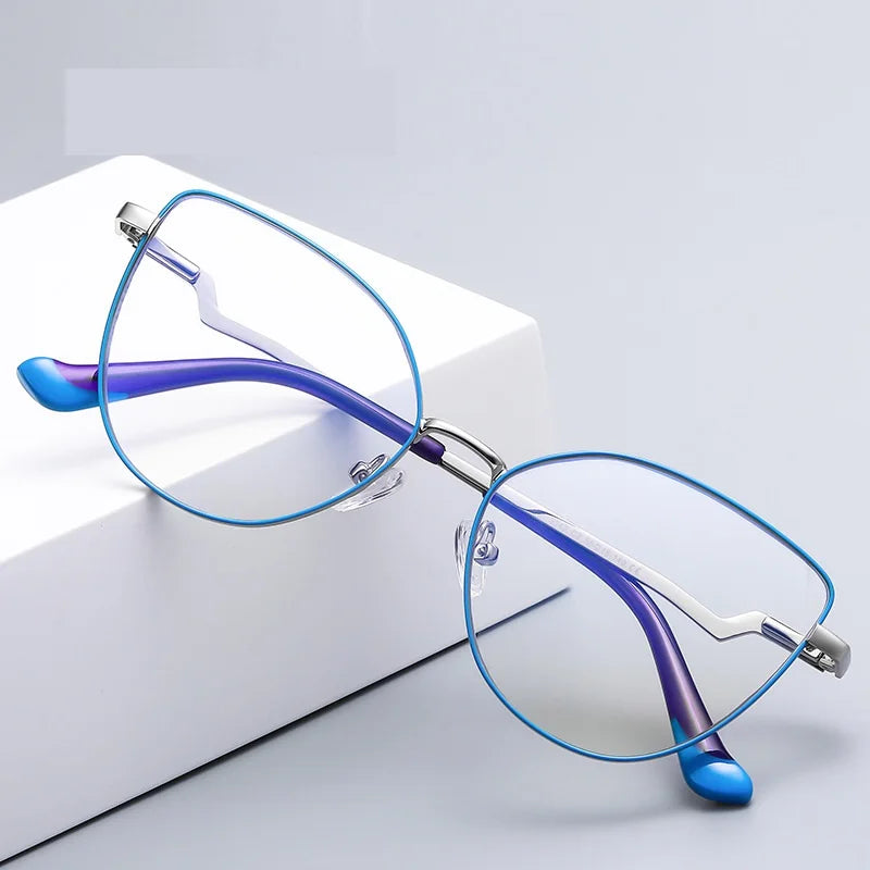 In Stock Trending Spring Metal Hinge Optical Eyewear2022 Blue Frame Glasses Cat Eye Anti Blue Light Glasses Candy Color Female