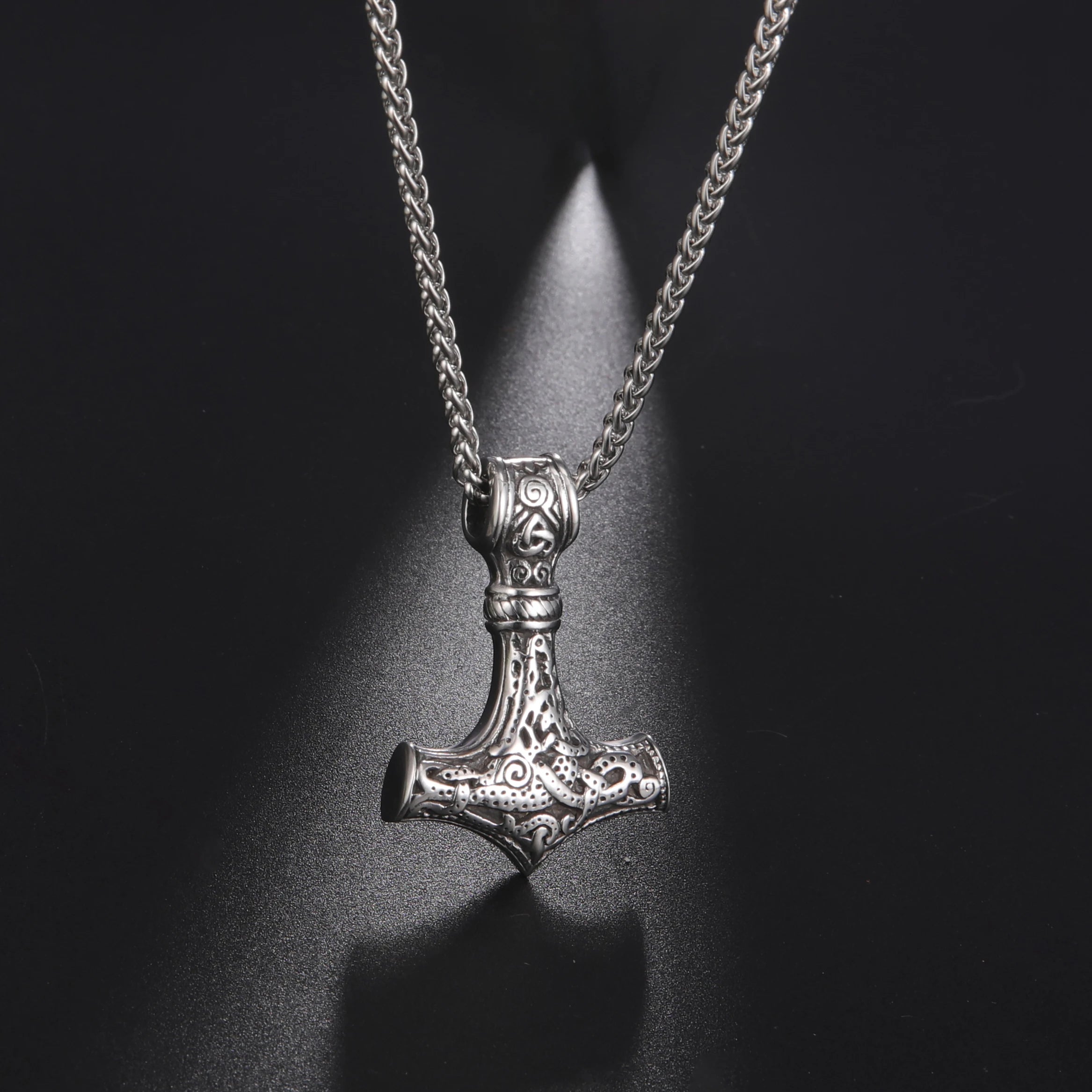 Mjolnir Thor Hammer Pendant Never Fade Talisman Amulet Jewelry Viking Necklace Men Accessories Necklace
