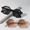 2023 Summer Trendy Round Frame PC UV400 Lens Retro Glasses Personality Luxury Women Men Shades Sunglasses