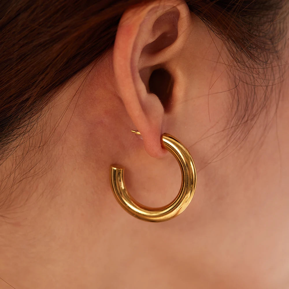 Women's Retro CC Hoop Earrings High-Polished Stainless Steel Gold Plated Hypoallergenic Non-Tarnish Available in Different Sizes