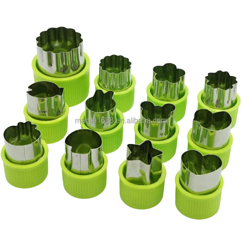 Manjia Green Sandwich Cutter and Sealer Set Food Cutter for Kid Bread Sandwich Pancake Maker DIY Cookie Cutters
