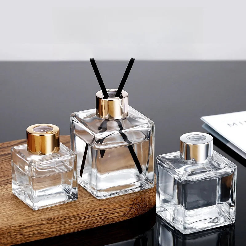 New Home Glass Ornaments Mini Mouth Floating Vase Simple Square Incense Bottle 30ml/50ml Capacity Fire-Free for Packaging