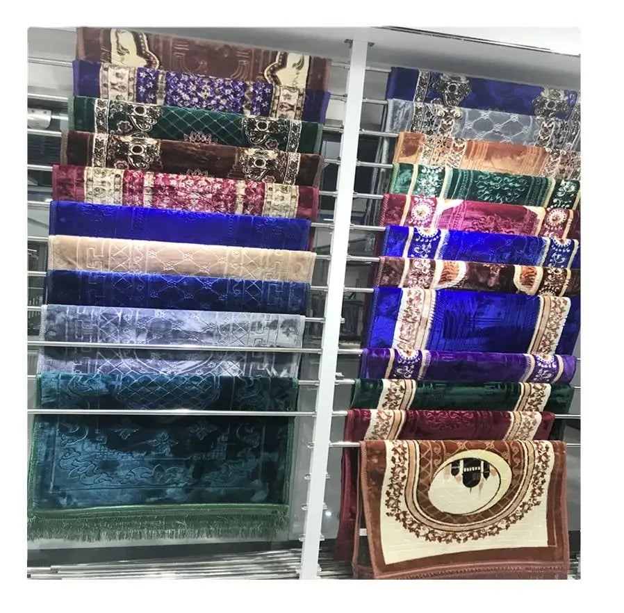 Wholesale Roll Out Cushion Prayer Mat Carpet Arabic Muslim Islamic Anti slip Thick Soft Prayer Rug With Tassel