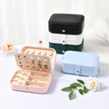 Women and Girls' Fashion PU Leather Portable Travel Case Jewelry Organizer Box for Convenient Storage and Stylish Presentation