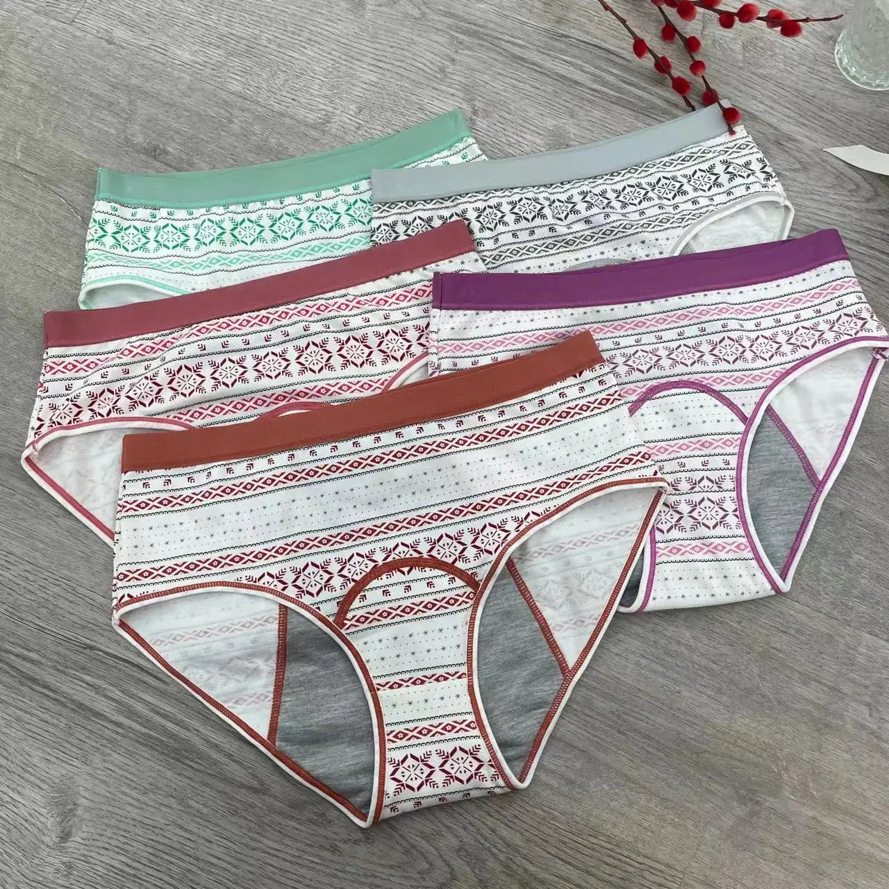 Wholesale Eco-Friendly Cotton Period Panties Leakproof Cute Print Menstrual Underwear