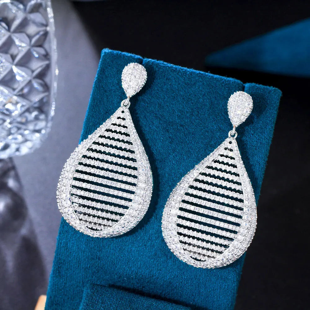 Heavy Stone Work Full Cubic Zirconia Paved Statement Fancy Hollow Out Luxury Long Big Dangle Drop Wedding Earrings for Brides