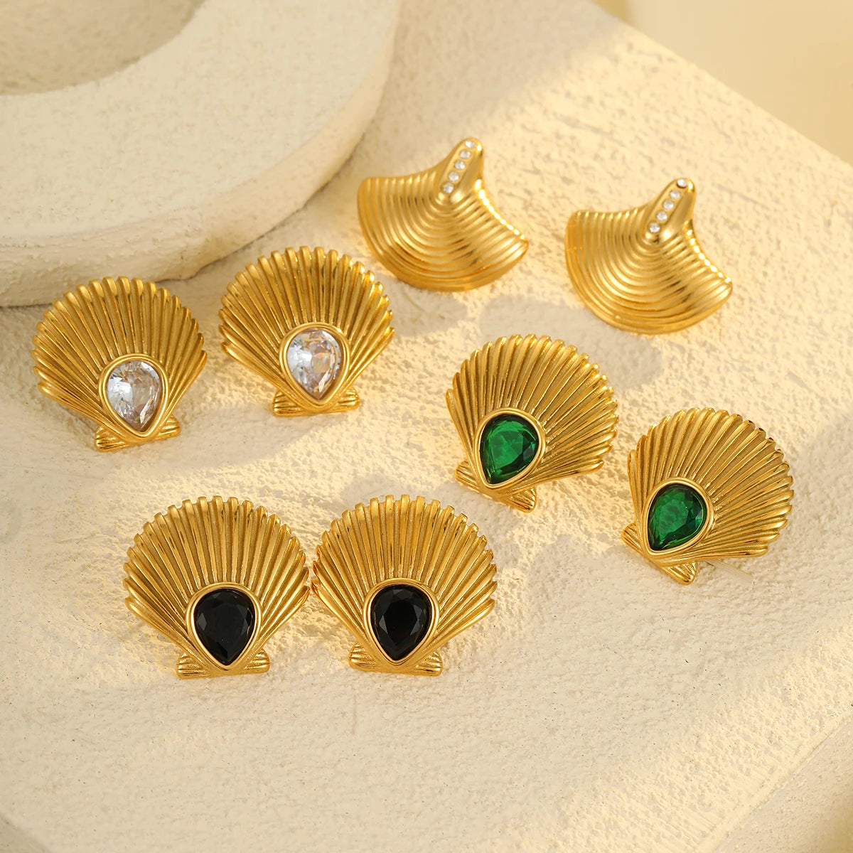Fashion Ocean Stainless Steel Jewelry NIMAI Scallop Stud Earrings Dainty Summer Shell Stud Earrings 18k Gold Waterdrop