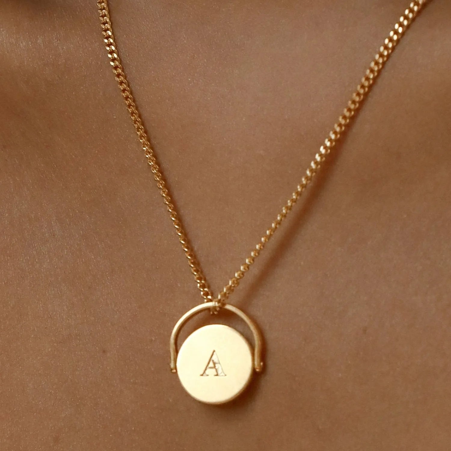 Non Tarnish Waterproof Stainless Steel Initial Necklace Nameplate Spinning Initial Letter Pendant Necklace for Women Jewelry