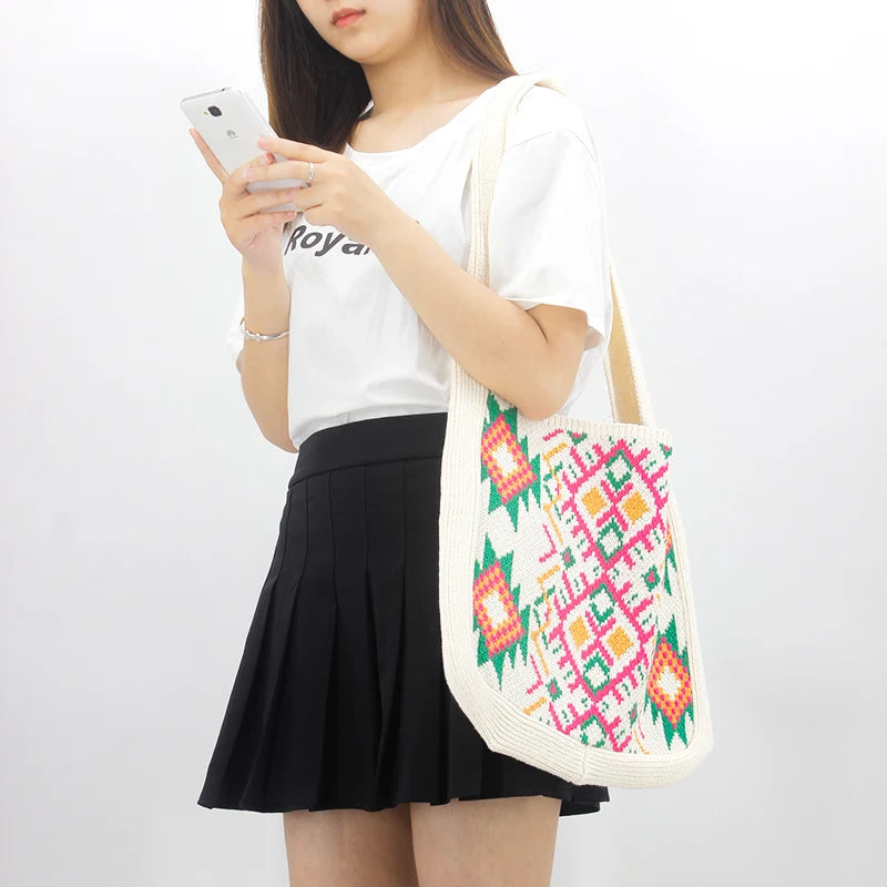 2023 New Trend Women's Ethnic Style Crochet Shoulder Tote Bag Fashionable Vintage Open Closure Geometric Pattern Knitted Style