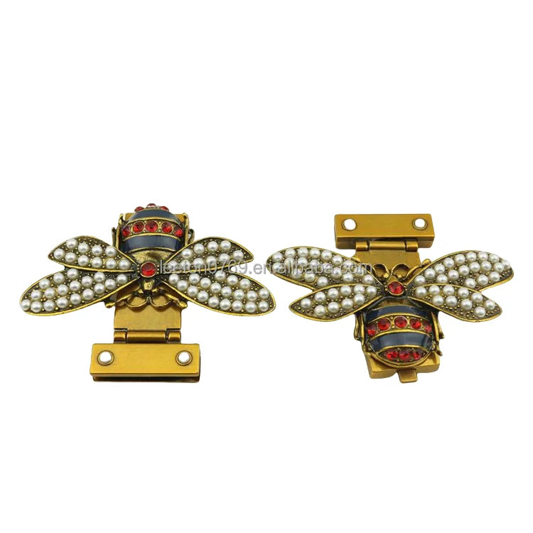 Stock  Supply Bag Accessories New Designed 83 X 70mm Zinc Alloy Old Gold Colored and Shiny Light Gold Bee Shaped Bag Locks