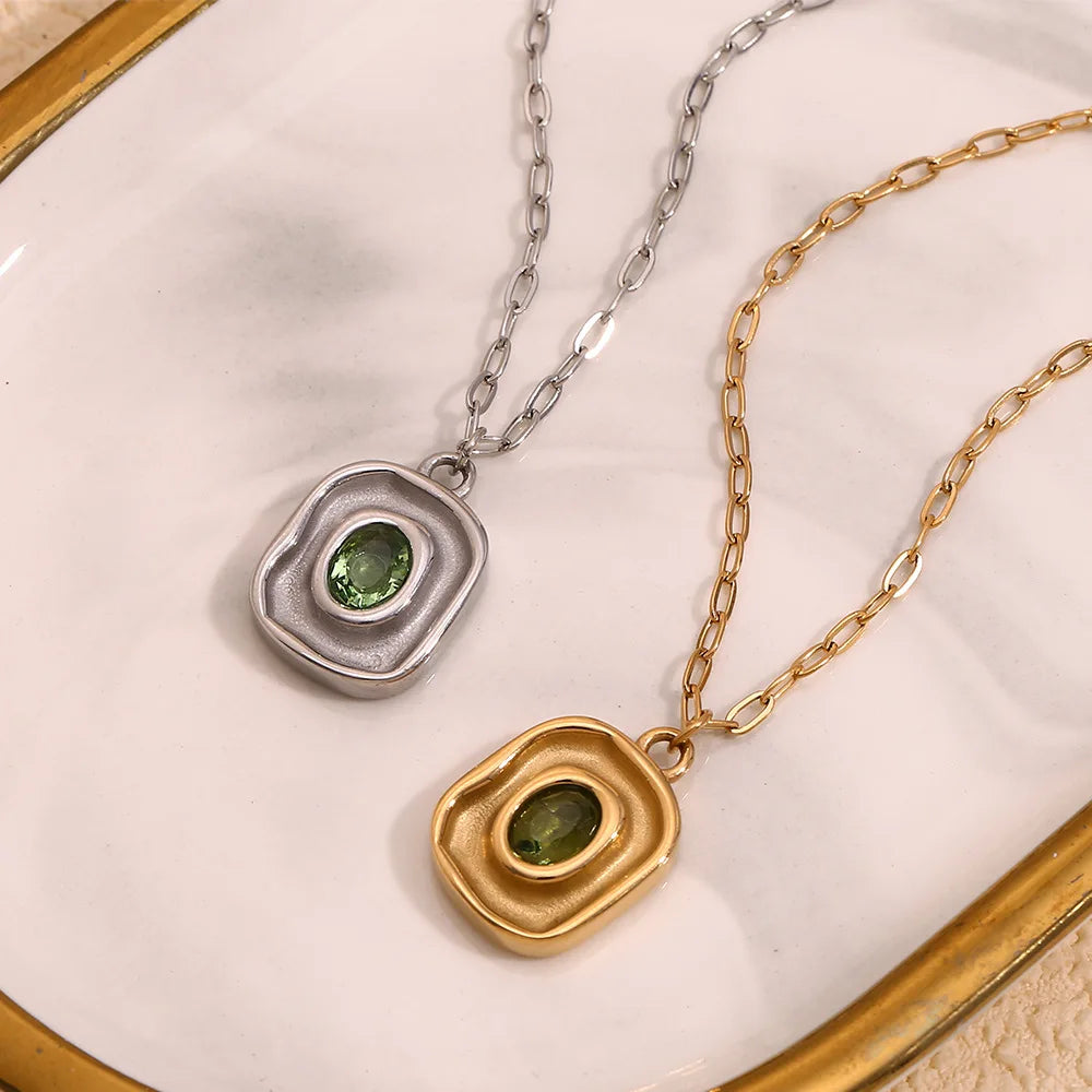 Minimalist Hot Sale Waterproof 18K Gold Plated Stainless Steel Geometric Square Zircon Box Trendy Pendant Necklace Wholesale
