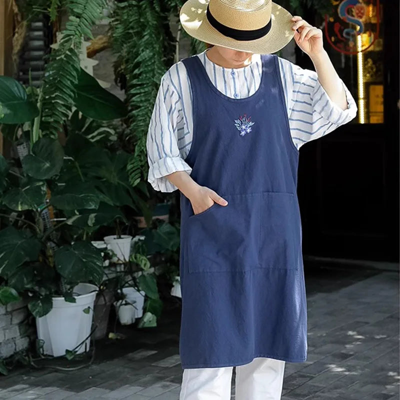 Japanese New Design Embroidery Logo Cross Back Soft Breathable Washed Cotton Garden Kitchen Women Apron with Pockets