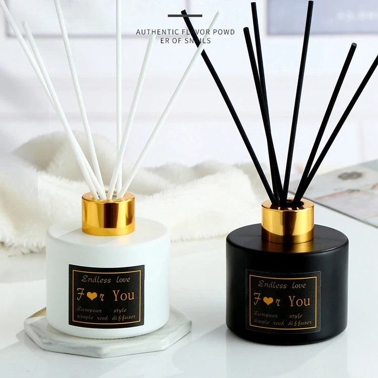 New Design 50ml 120ml 200ml White Black Aromatherapy Reed Diffuser Glass Bottles With Rattan Sticks