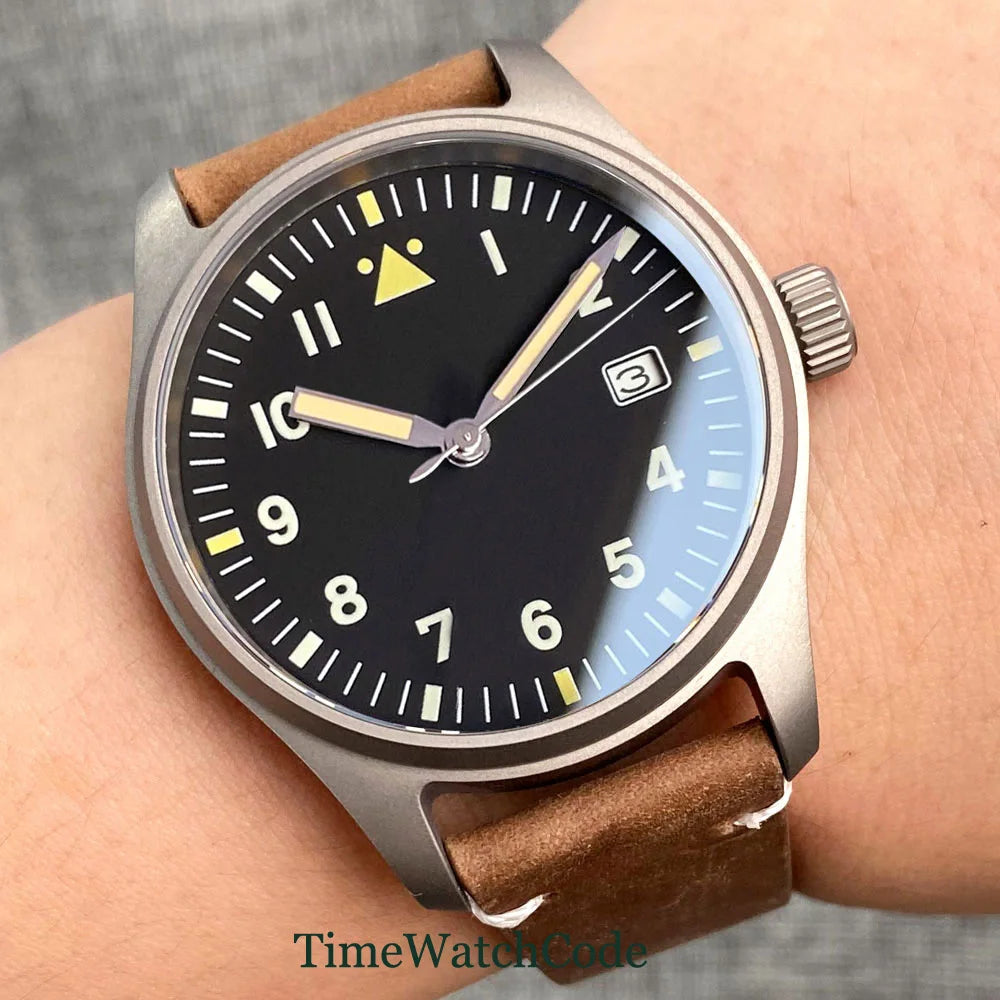 Tandorio Pilot Automatic Watch for Men Diving Auto Date NH35A 200m Water Resist 39mm Sapphire Crystal Screw-in Crown