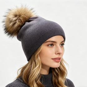 Custom logo Knitted Winter Hats Gradient Color Knit Beanie Hat Pom Pom Rib Knit Dip-dye Hats for Women