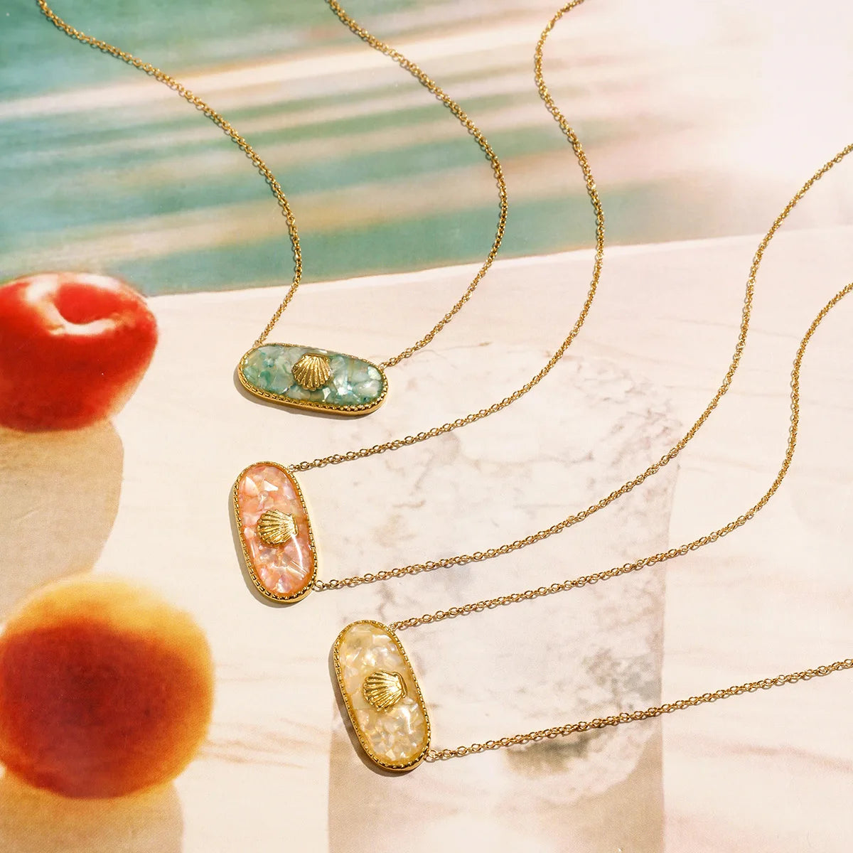 New European and American Ocean Vacation Style 18K Gold Plated Stainless Steel Shell Fragment Pink Oil Drip Necklace