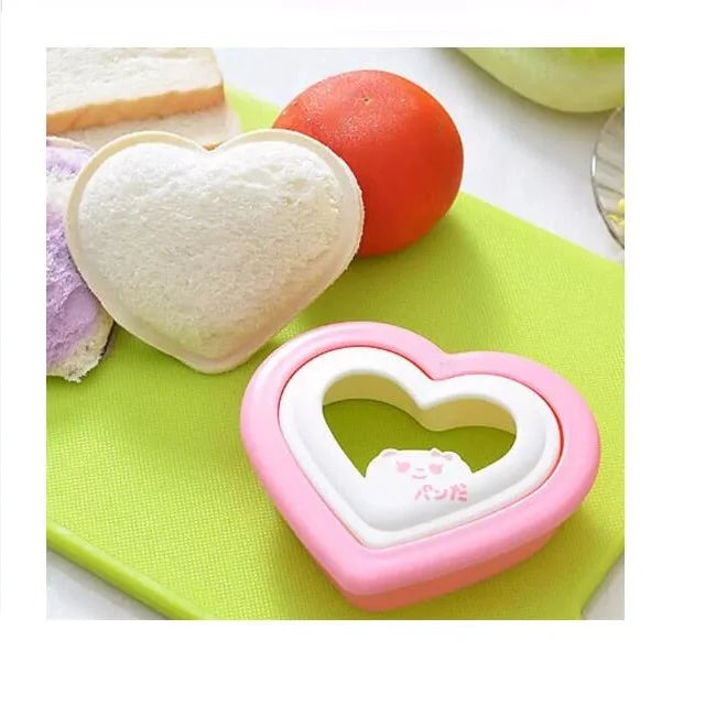 Bento Accessories Lovely Heart Shape Sandwich & Cookie Cutter PP Material School/Home Use Utensil Set Cheaper Price