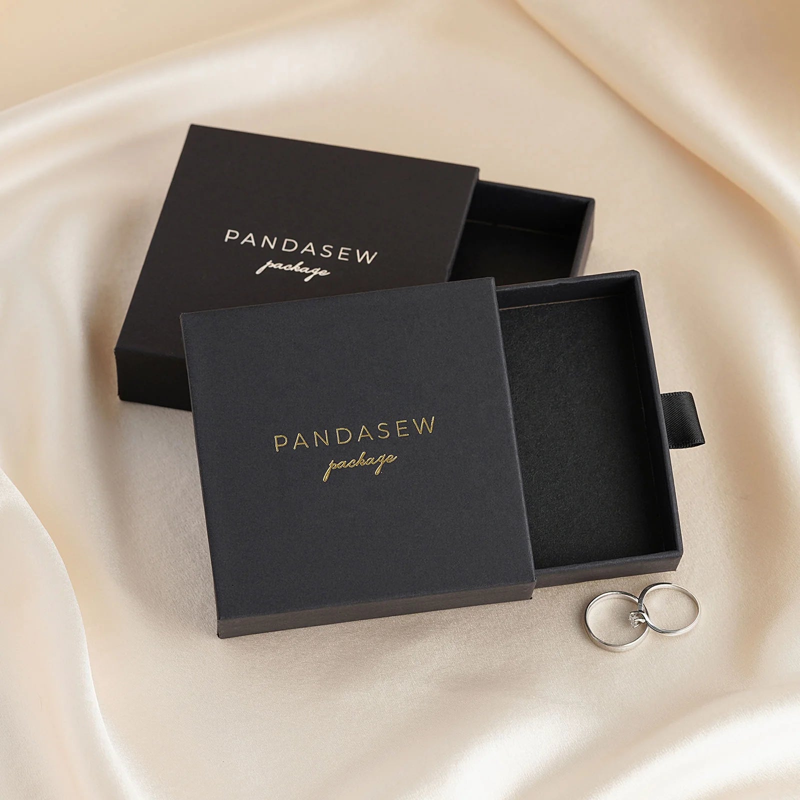 PandaSew Custom Logo Printed Jewelry Packaging Box Ring Earrings Bracelet Jewelry Box
