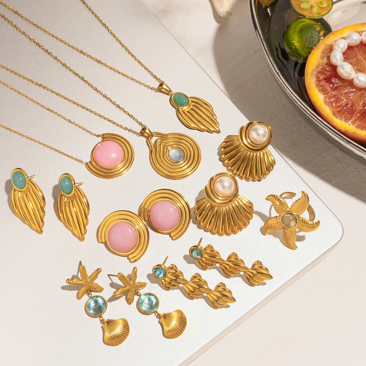J&D New Trendy 18K Gold PVD Plating Ocean Summer Beach Pink Jade Shell Starfish Conch Best Earrings and Necklace Set
