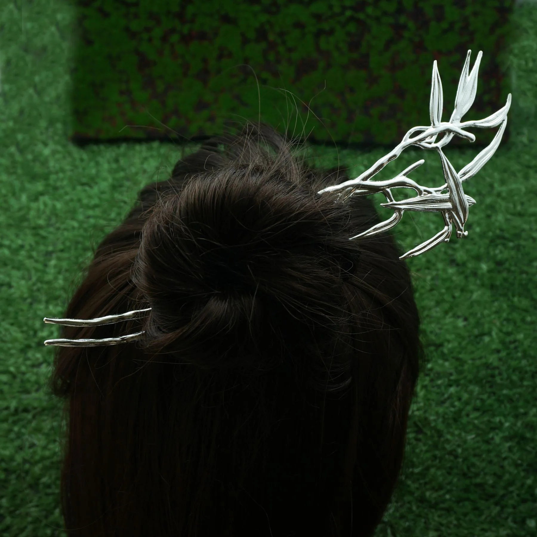 Vintage Metal Chinese Style Coiled Hair Bamboo Leaf Hair Stick Elegant Daily Styling Decoration for Women