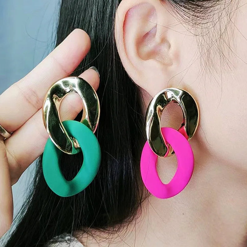 FanYue Trendy Gold Plated Alloy Acrylic Black Stud Earrings for Women Wedding Anniversary Party Gift Wholesale