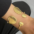 MC242 Wholesale Beach Jewelry Stainless Steel Bangles 18K PVD Gold Plated Textured Shell Shape Open Cuff Bangles for Women