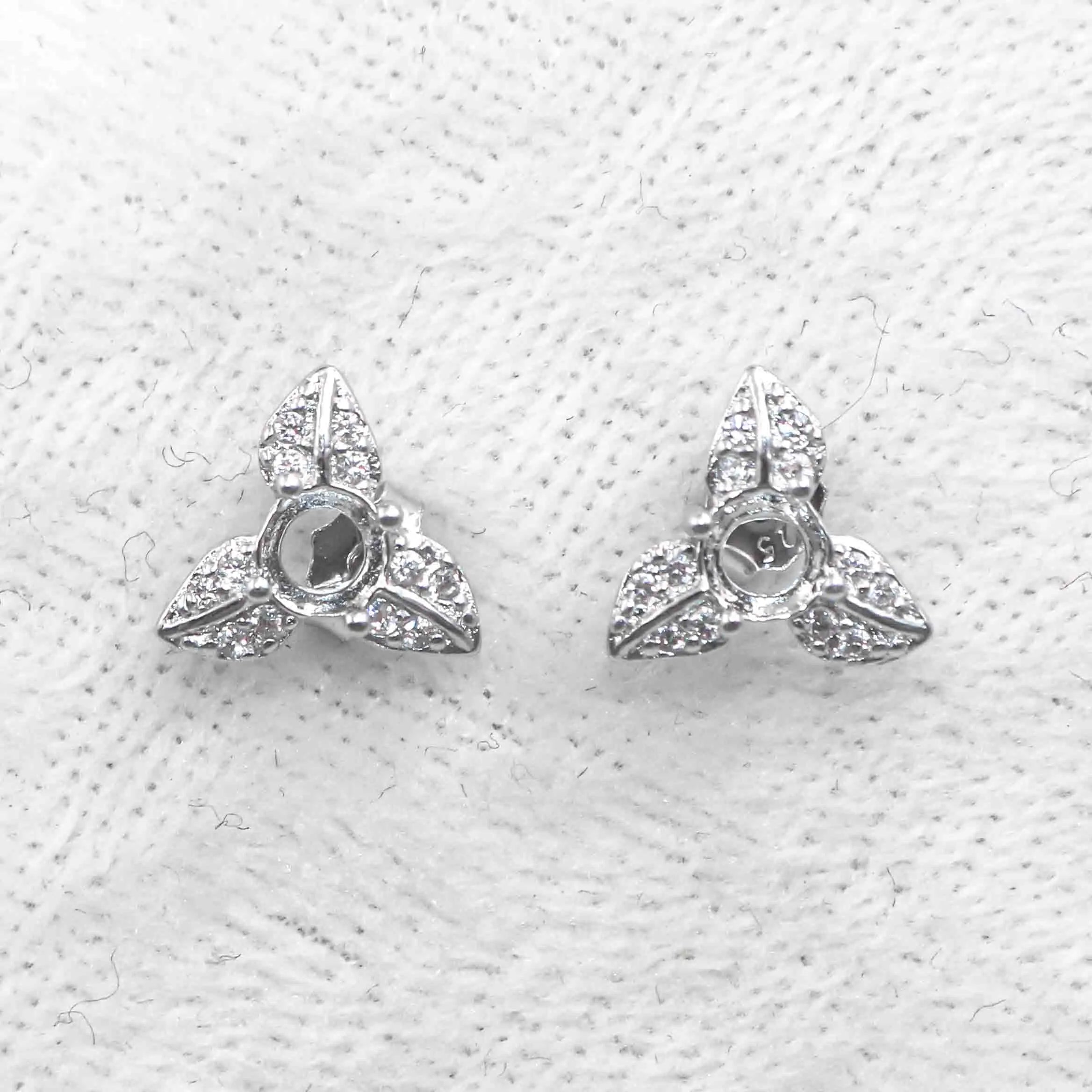 Sterling Silver 4*4mm Semi Mount Stud Earrings Empty Support Blank Claws Setting S925 Base Without Center Stone for DIY Inlay