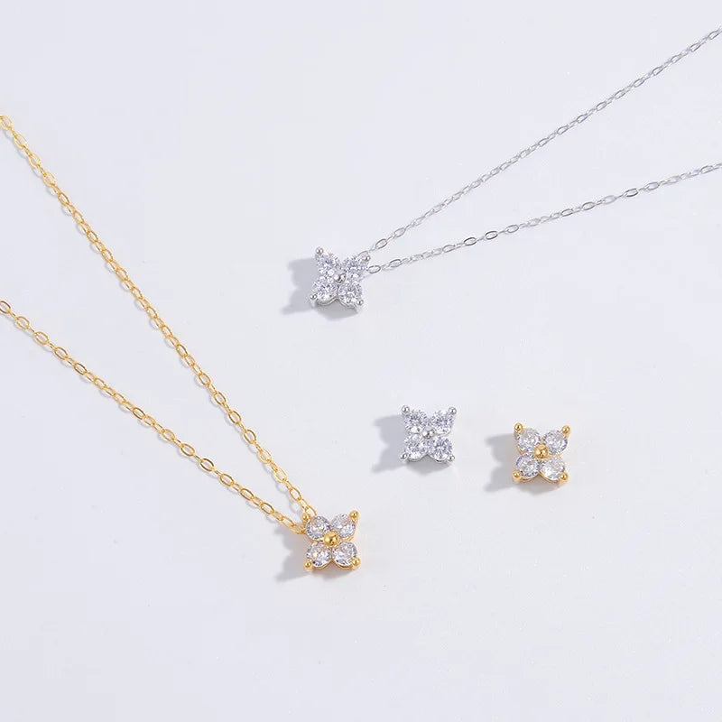 Hot Sales 925 Sterling Silver Fashion Zircon Lucky Four-leaf Clover  Charm for Jewelry Making Necklace Charms
