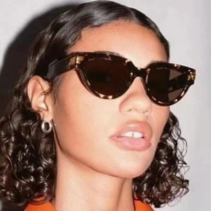 DL Glasses Classic Fashion Triangle Cat Eye Shades Sun Glasses Women Colorful Jelly Lens Driving Sunglasses 2022