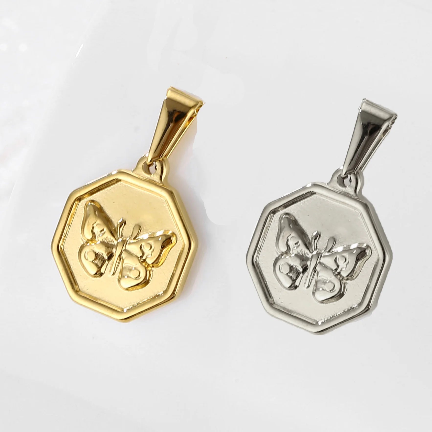 Trendy 20mm Butterfly Pendant Dainty Gold Silver Animal Jewelry Stainless Steel Women Butterfly Necklace Charm