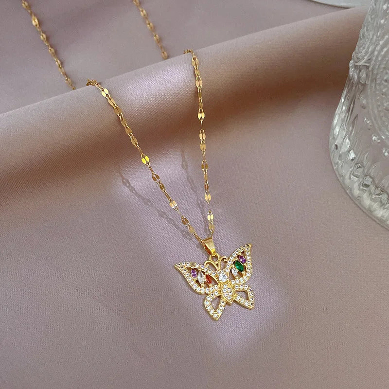 18K Gold Plated Full Diamond Butterfly Pendant Stainless Steel Tarnish Free Waterproof Luxury Delicate Diamonds Necklace