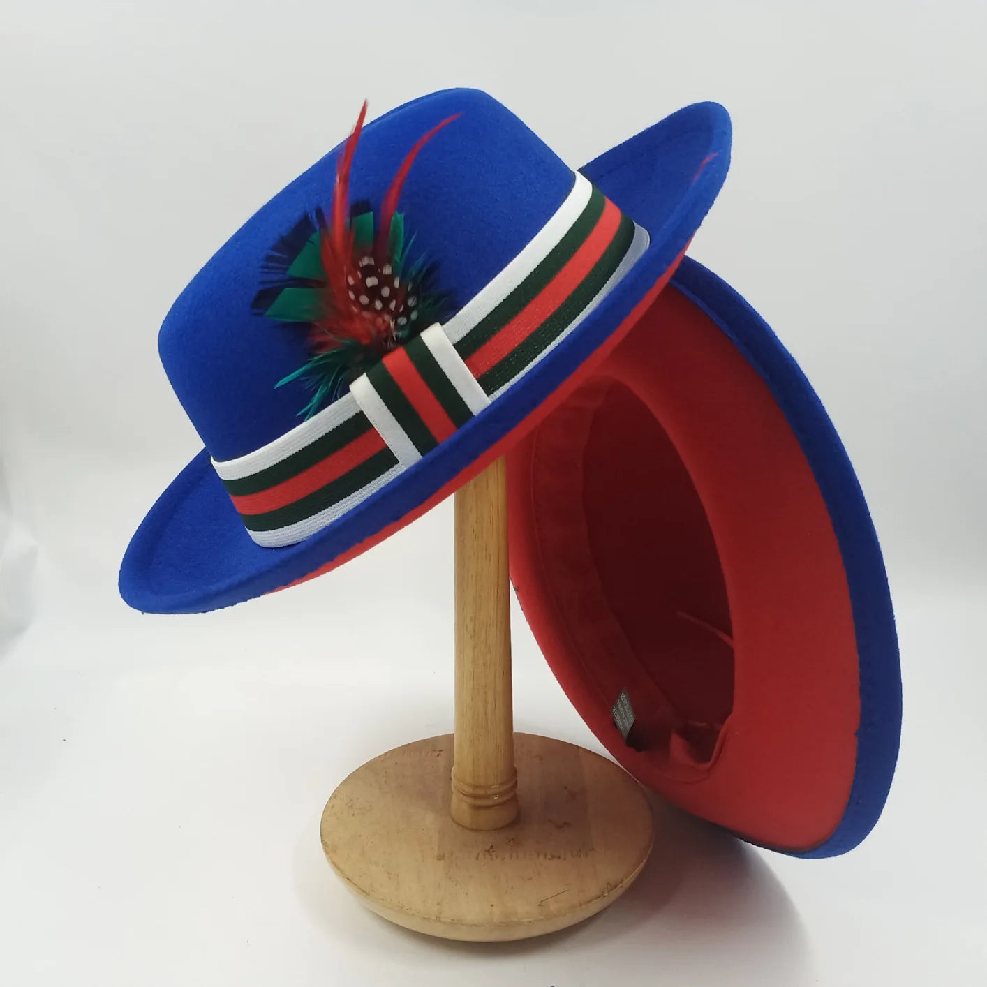 Wholesale  Autumn Winter New Quality Custom Feather Bowler Trilby Hats Two Tone Fedora Hats for Men Party Events Fashion Dress