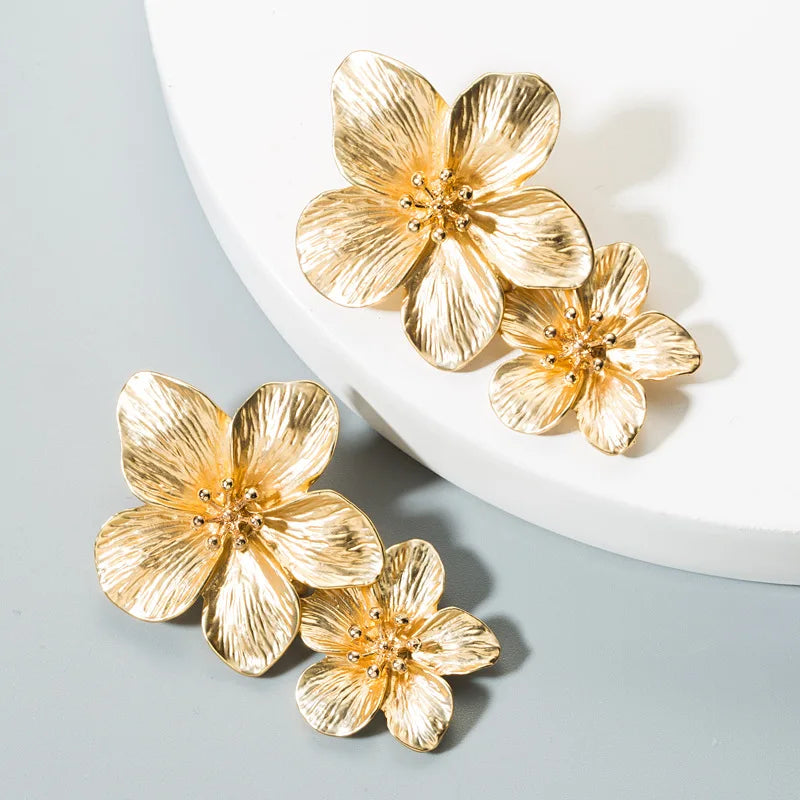 LUOXIN Wholesale Hot Selling Fashion Gold Plated Flowers Hoop Earrings for Women