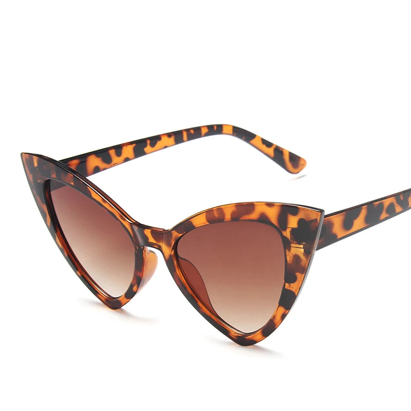 Lucky New Style Cat Eye Sunglasses Online Celebrity Street Snap Beach Drive Shopping Meeting Sun Glasses for Women