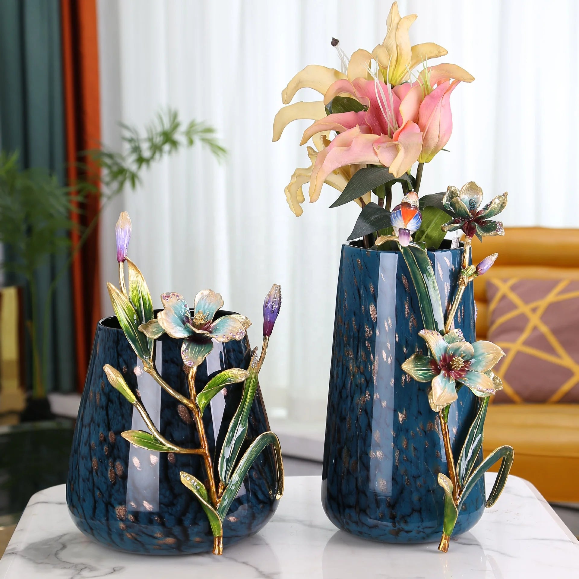 Light Luxury European Style Glass Vases Artistic Crafts Home Decorations Handmade Painted Enamel Colored Decorative Flower Vases