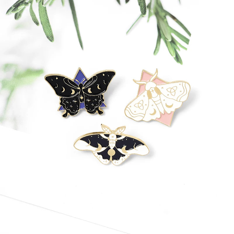 Cheap and Pretty Metal Butterfly Brooch Moth Butterfly Enamel Pins for Kids Friends