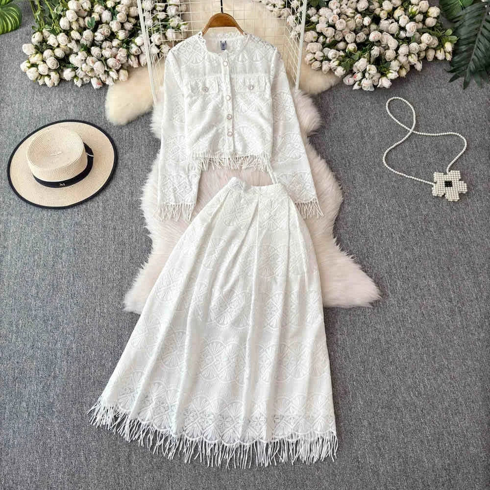 Jacquard Sweet Anti-aging Design Tassel Cardigan Jacket High Waist Slimming Skirt Two-piece Set