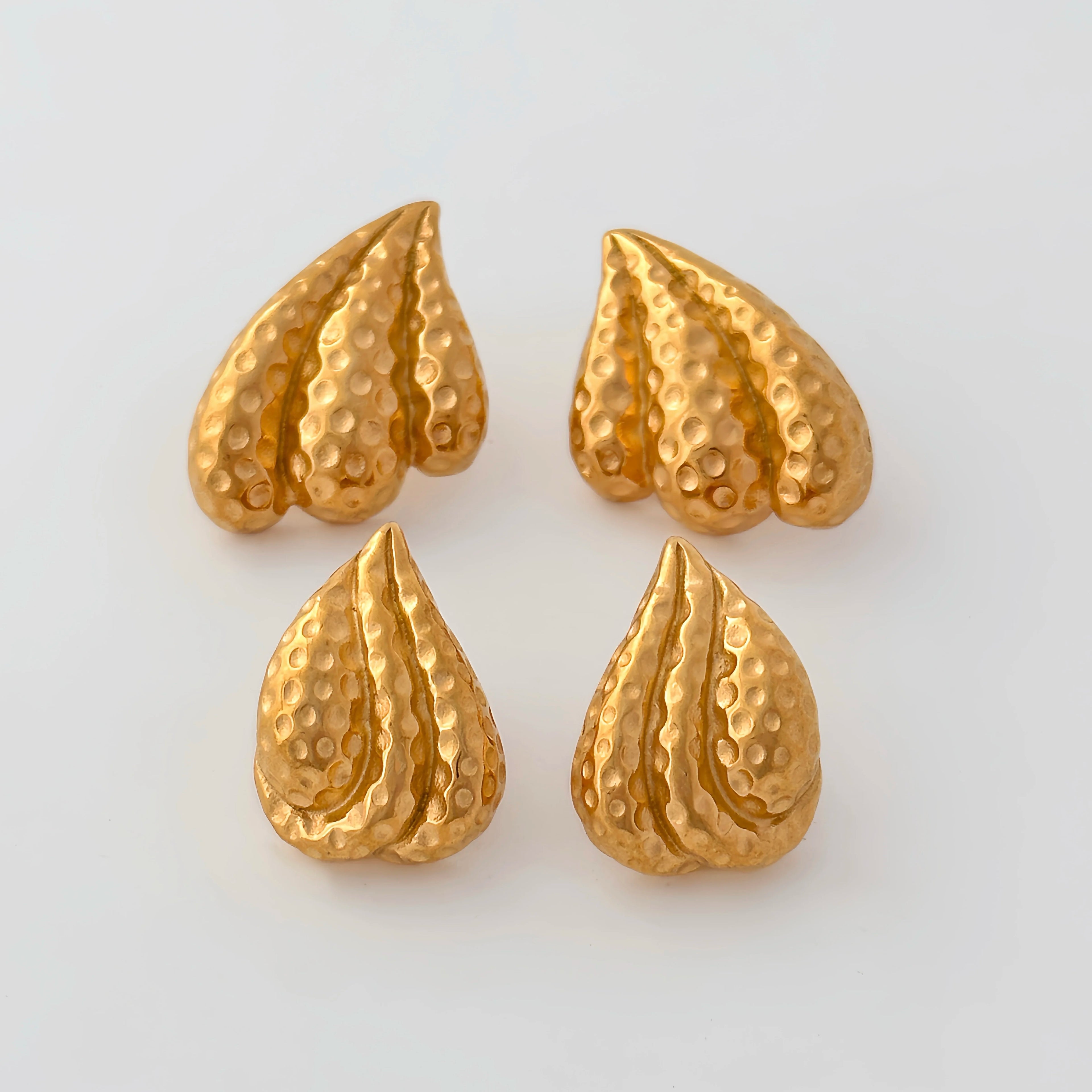 2024 Dazan HOT 18k Gold Plated Winter Hypoallergenic Stainless Steel Vintage Embossed Pointed Love Heart Wing Earrings for Women