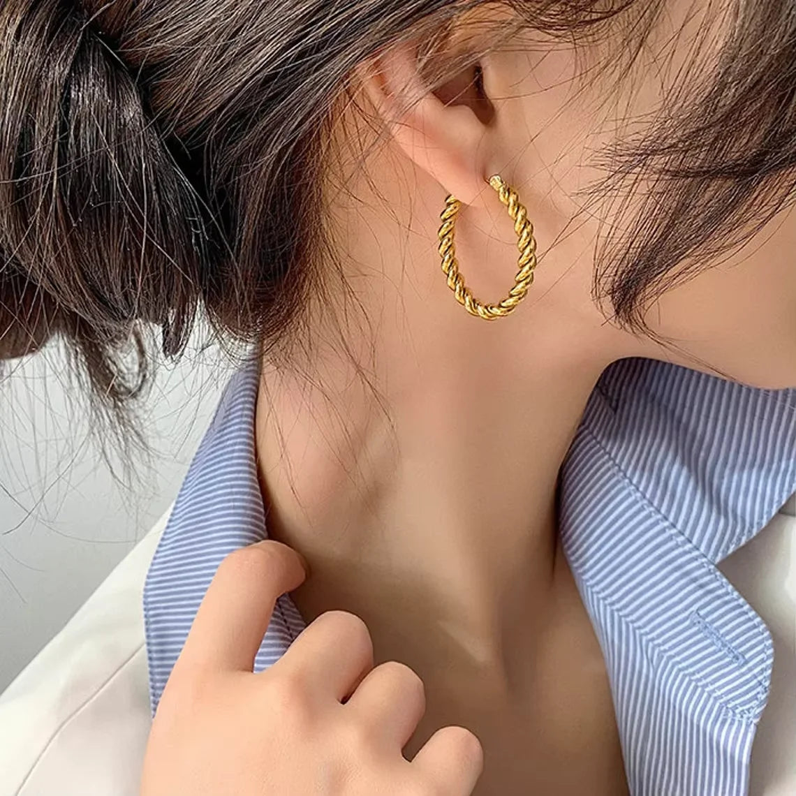 Trends Jewelry Wholesale  Fashion Ins Style Women Stainless Steel Geometric Braided Twist Rope  Hoop Earrings