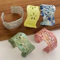 European American Fashion Hollowed-out Flower Resin Bracelet Vintage Colorful Cuff Bangle for Vacation