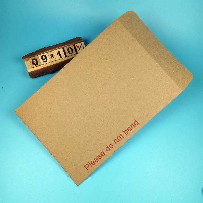 Custom C4 Hard Board Envelopes Board Backed Do Not Bend Kraft Paper Envelope for Document